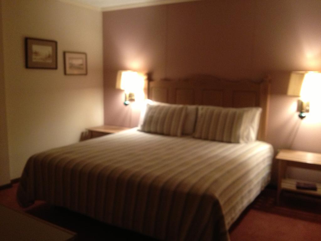 Matterhorn Tower Hotel Eureka Springs Buitenkant foto