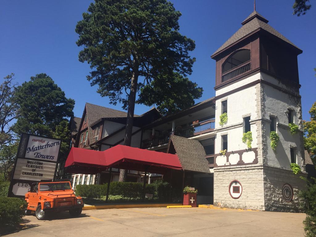 Matterhorn Tower Hotel Eureka Springs Buitenkant foto
